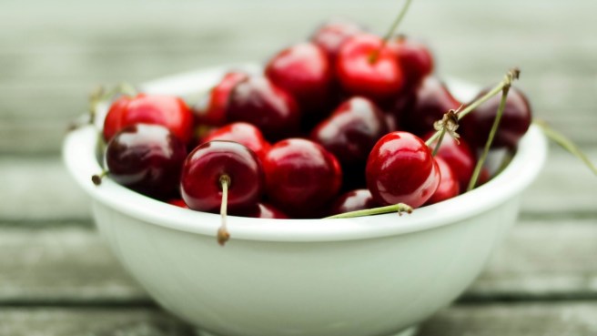 Bowl-Cherries_tn2