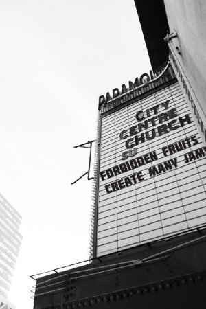 paramount-2624527_960_720